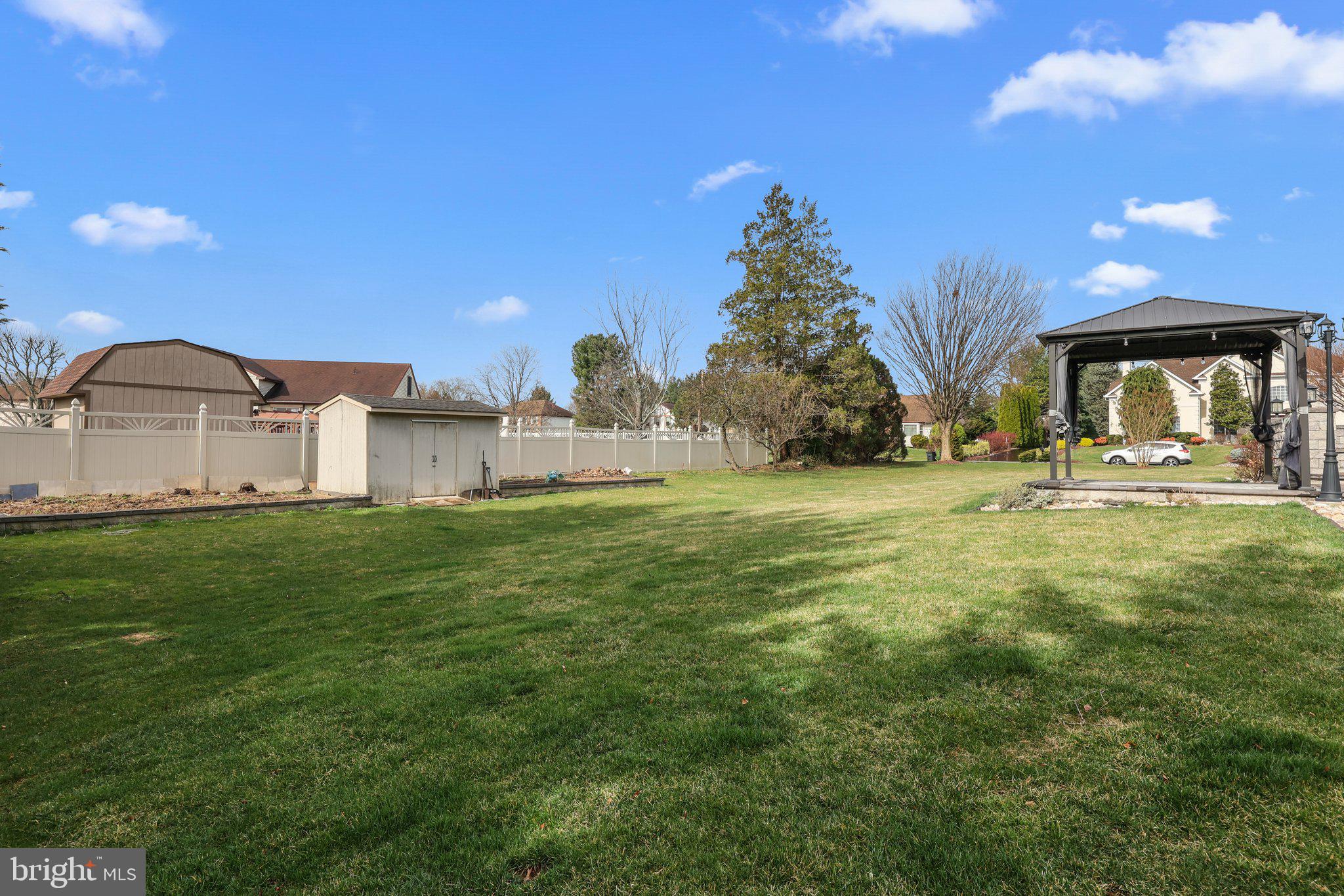 NORTHAMPTON HUNT - Residential