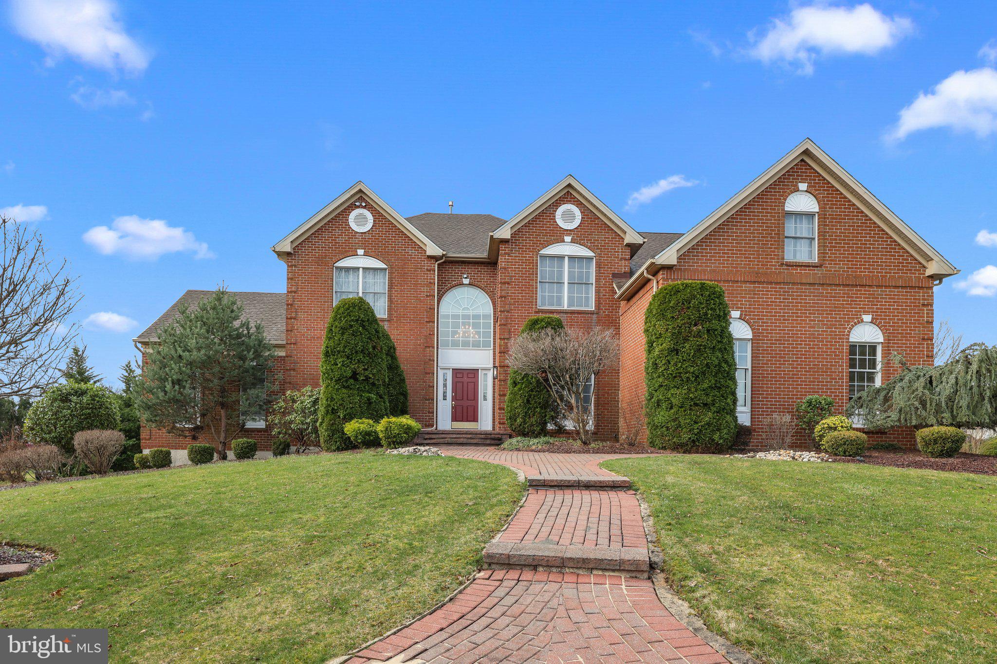 NORTHAMPTON HUNT - Residential