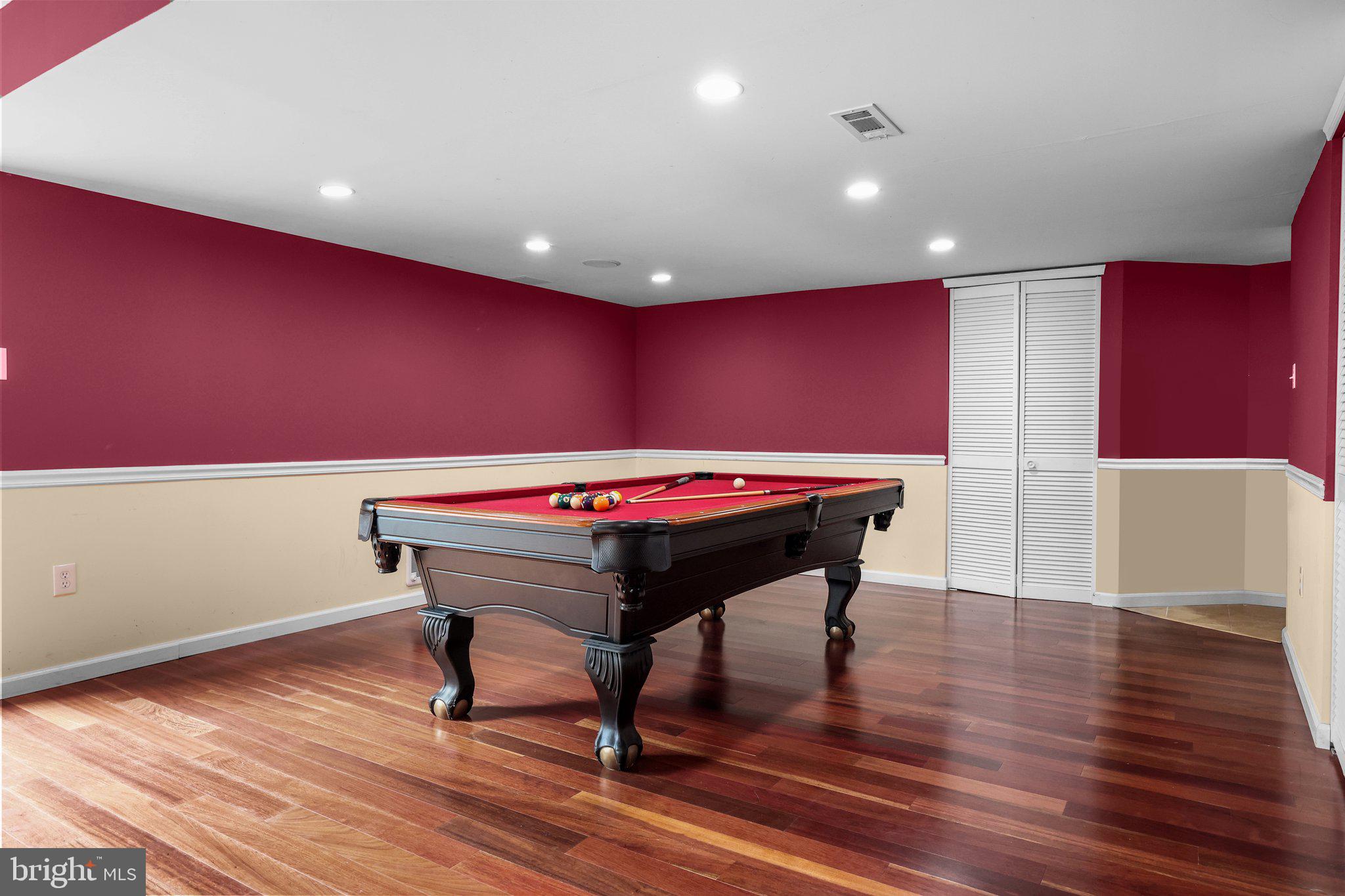 NORTHAMPTON HUNT - Residential