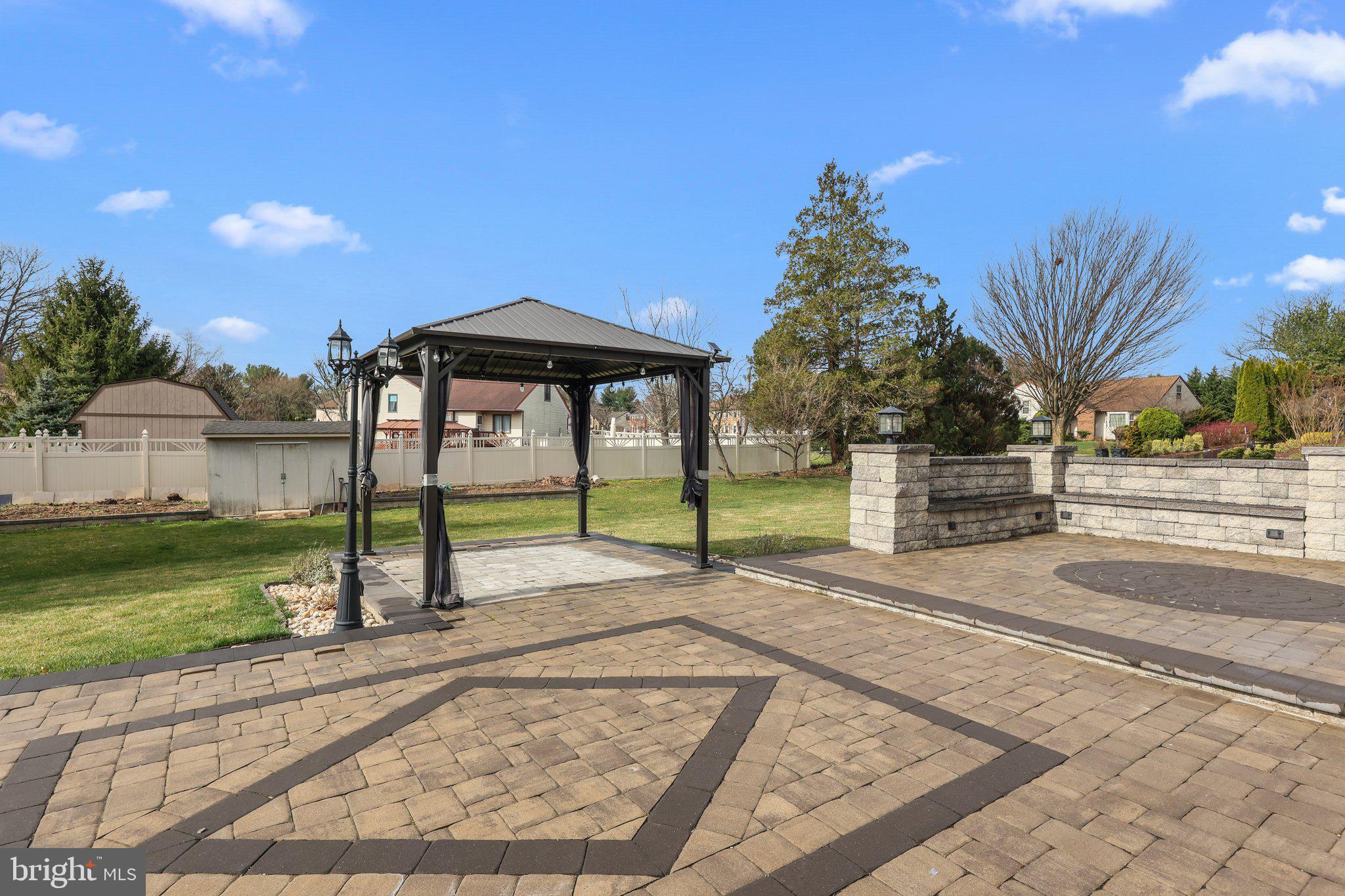 NORTHAMPTON HUNT - Residential