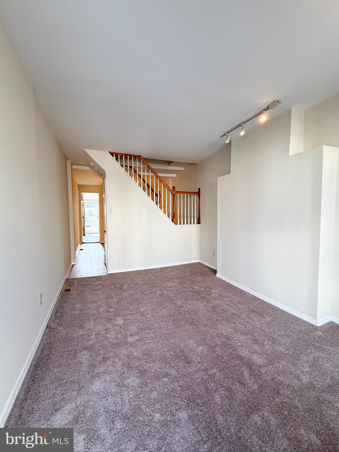 HIGHLANDTOWN - Residential