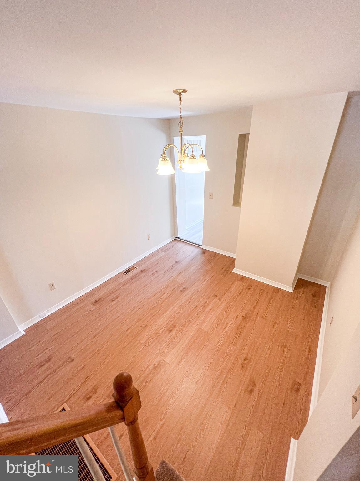 HIGHLANDTOWN - Residential