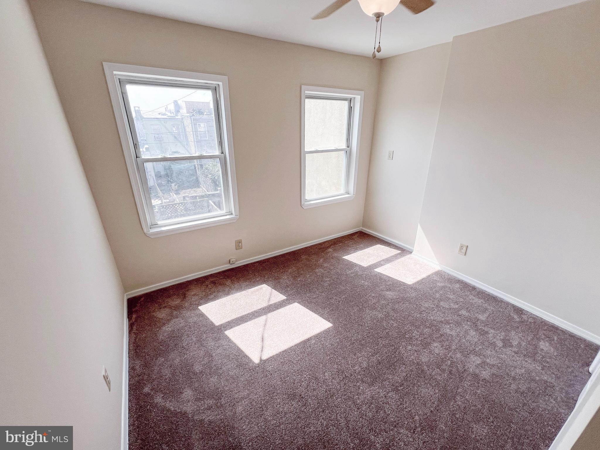 HIGHLANDTOWN - Residential