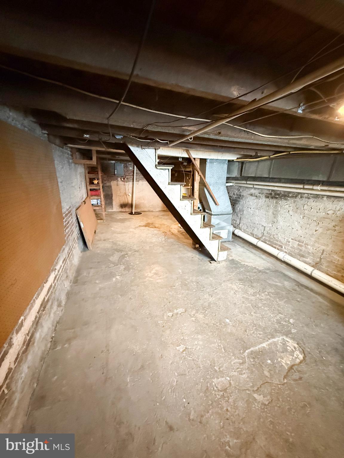 HIGHLANDTOWN - Residential