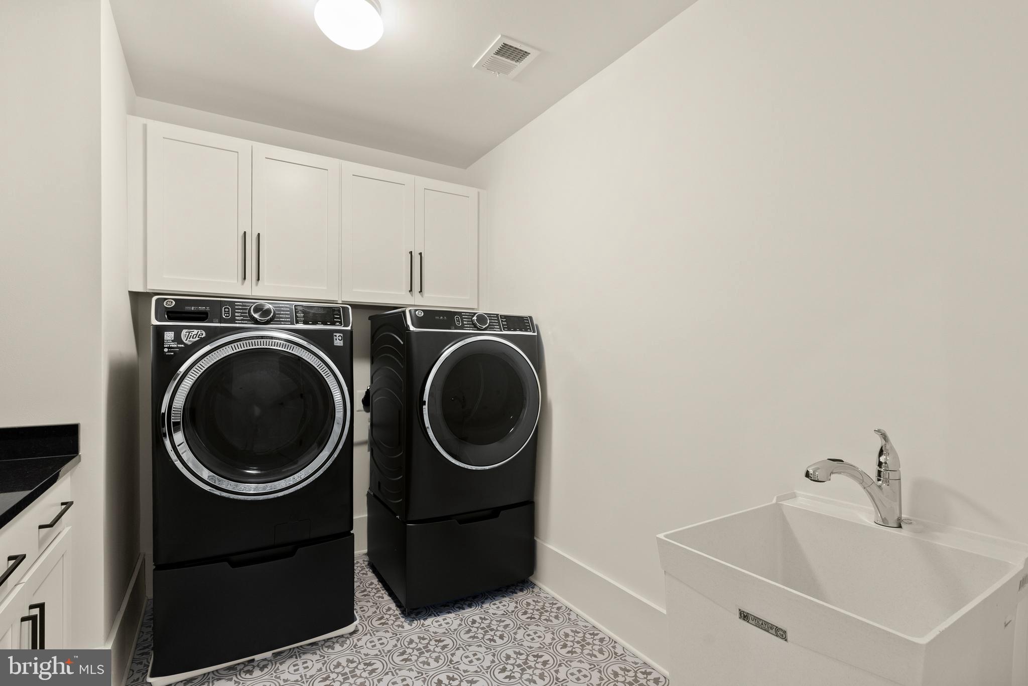 BURNING TREE VALLEY - Residential