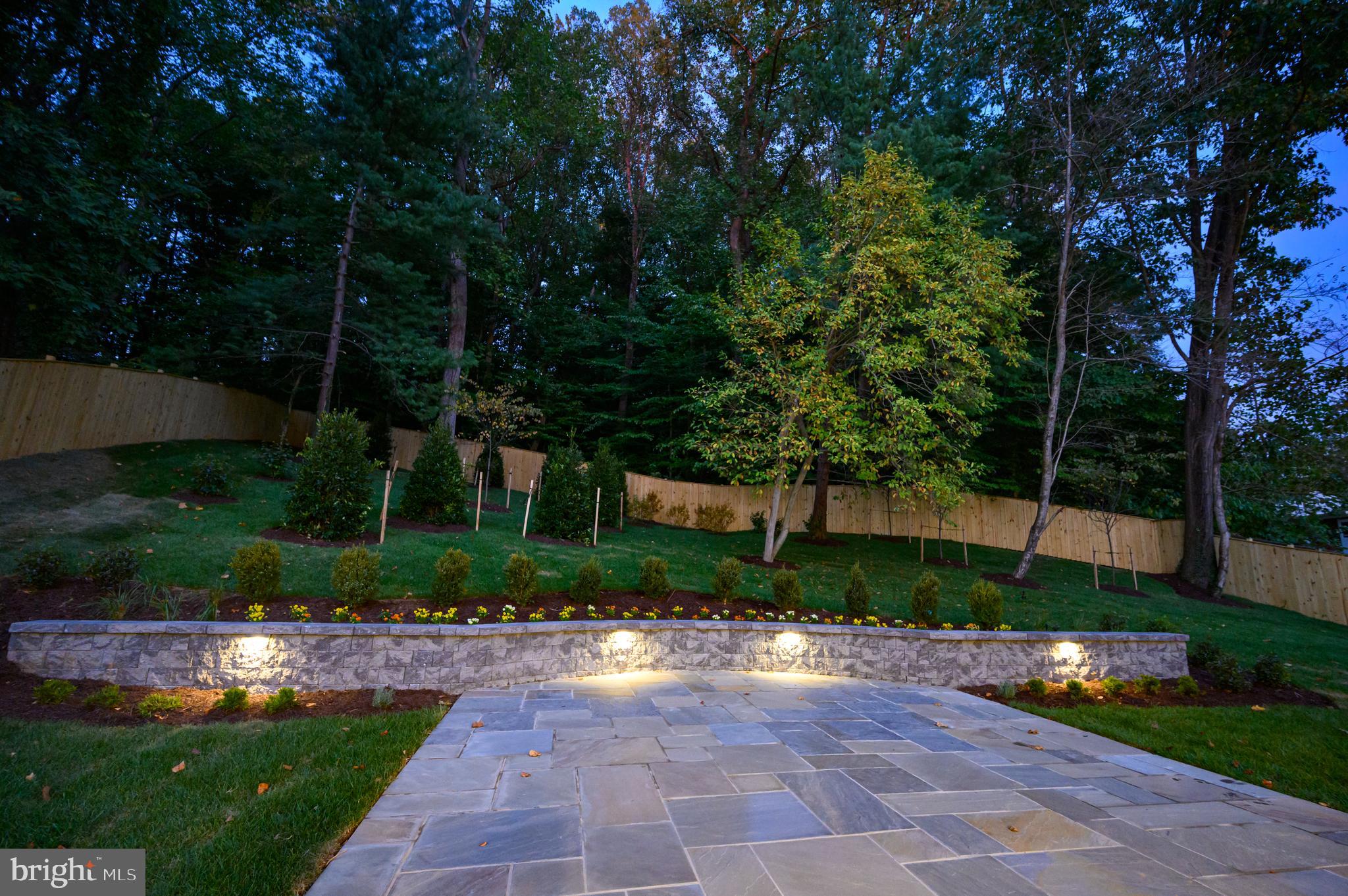 BURNING TREE VALLEY - Residential