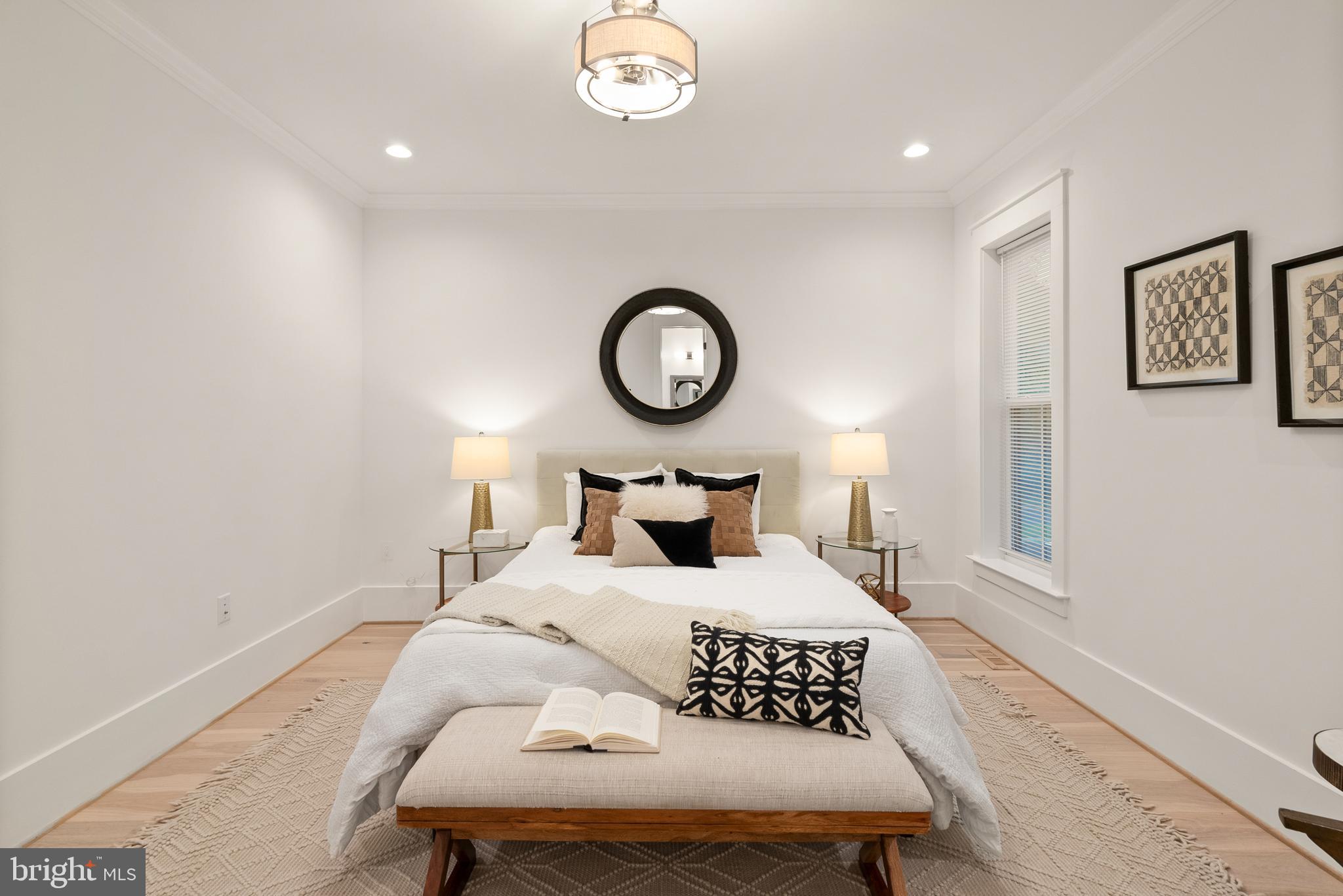 BURNING TREE VALLEY - Residential