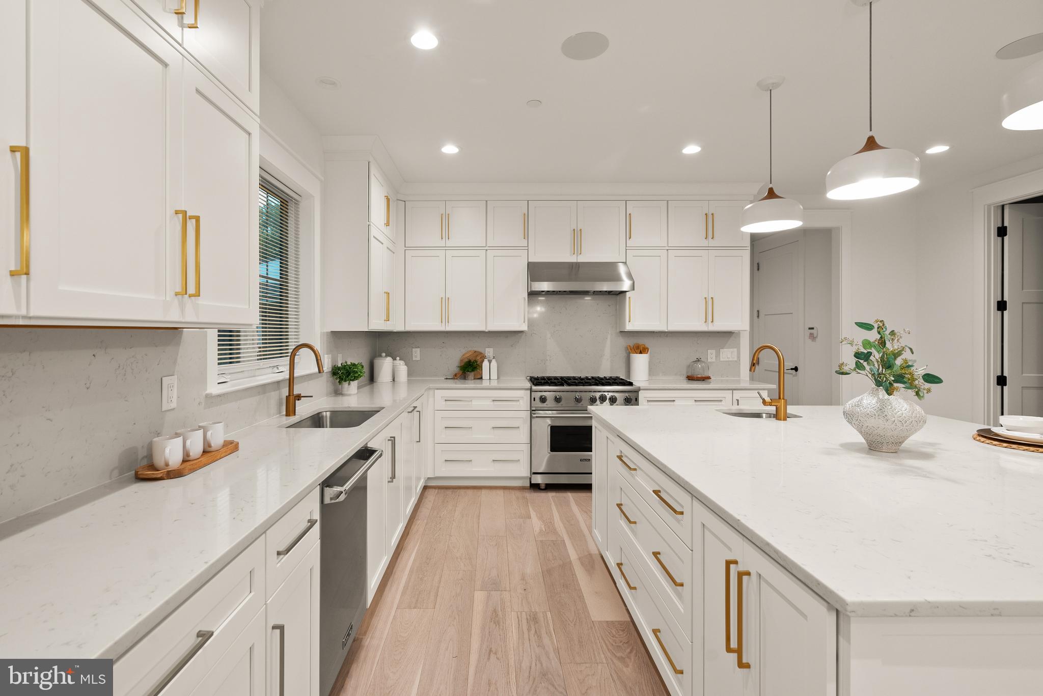 BURNING TREE VALLEY - Residential