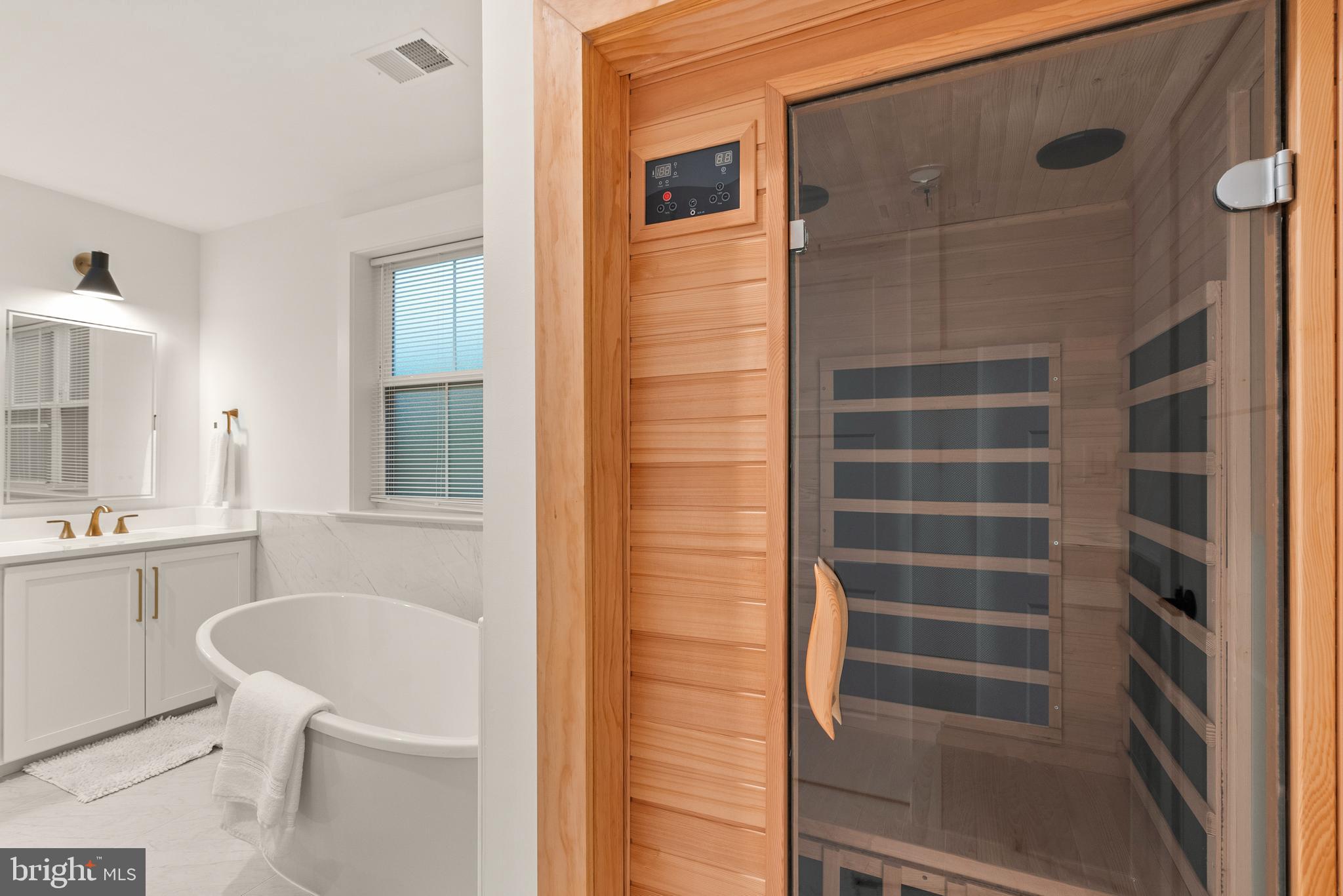 BURNING TREE VALLEY - Residential