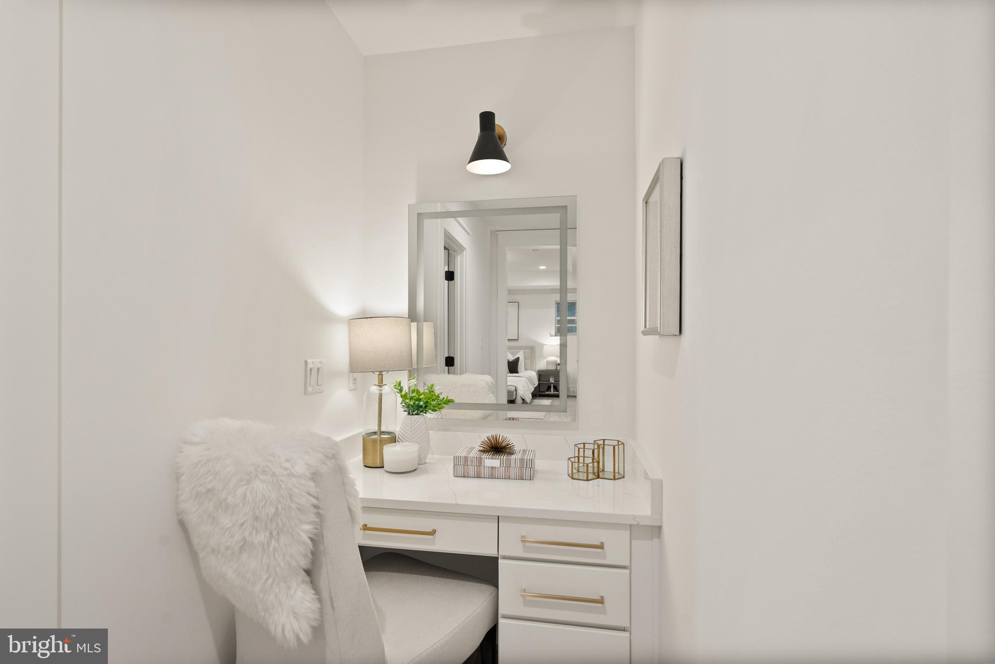 BURNING TREE VALLEY - Residential