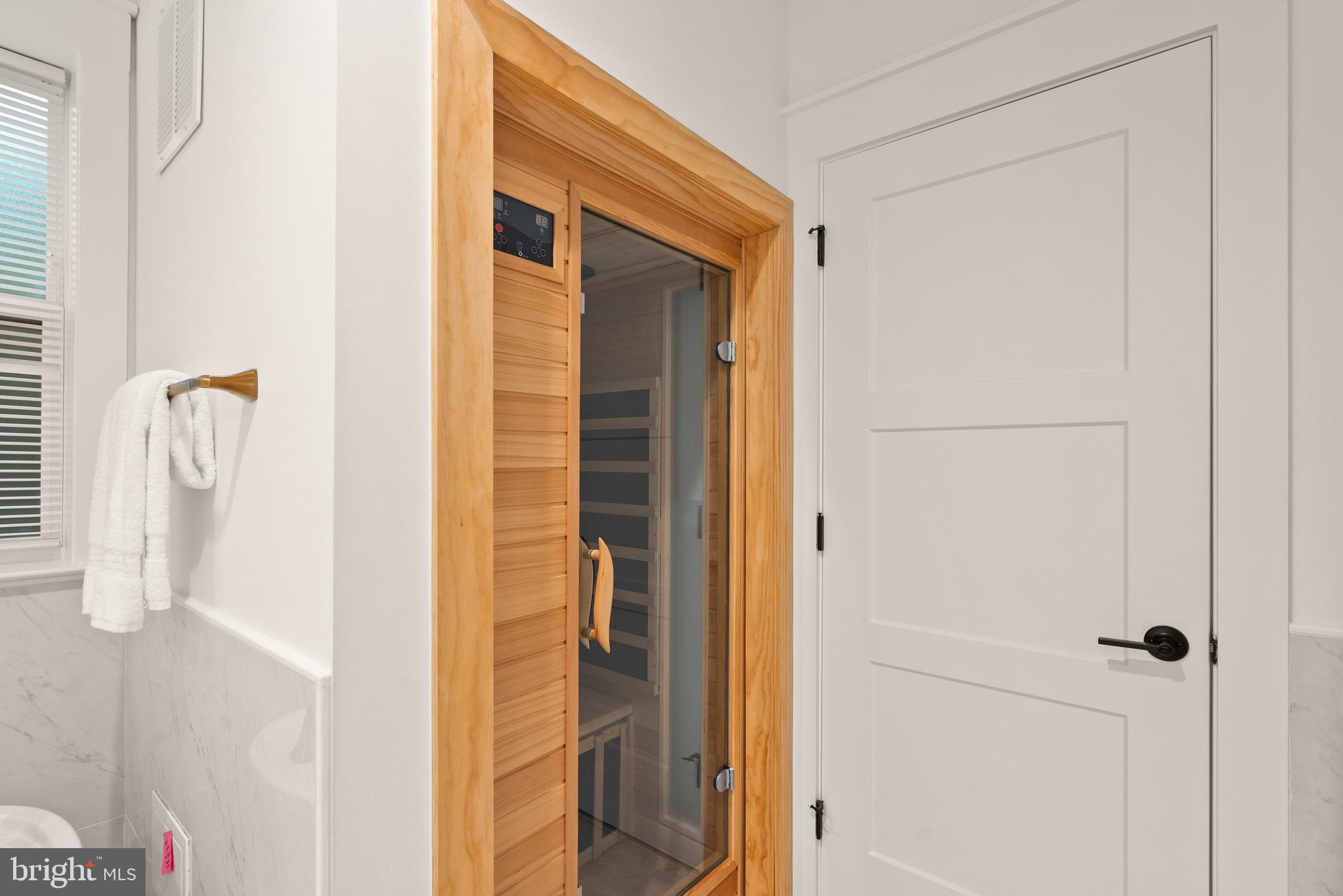 BURNING TREE VALLEY - Residential