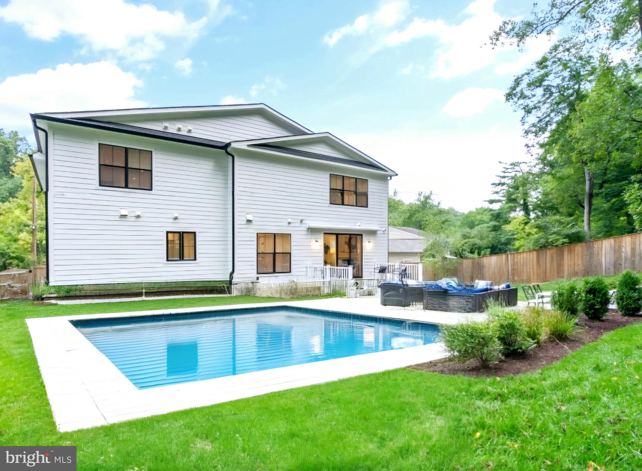 BURNING TREE VALLEY - Residential