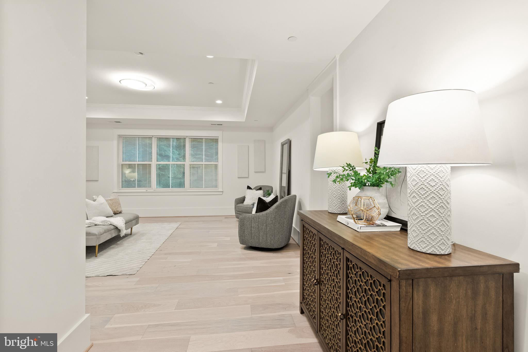 BURNING TREE VALLEY - Residential