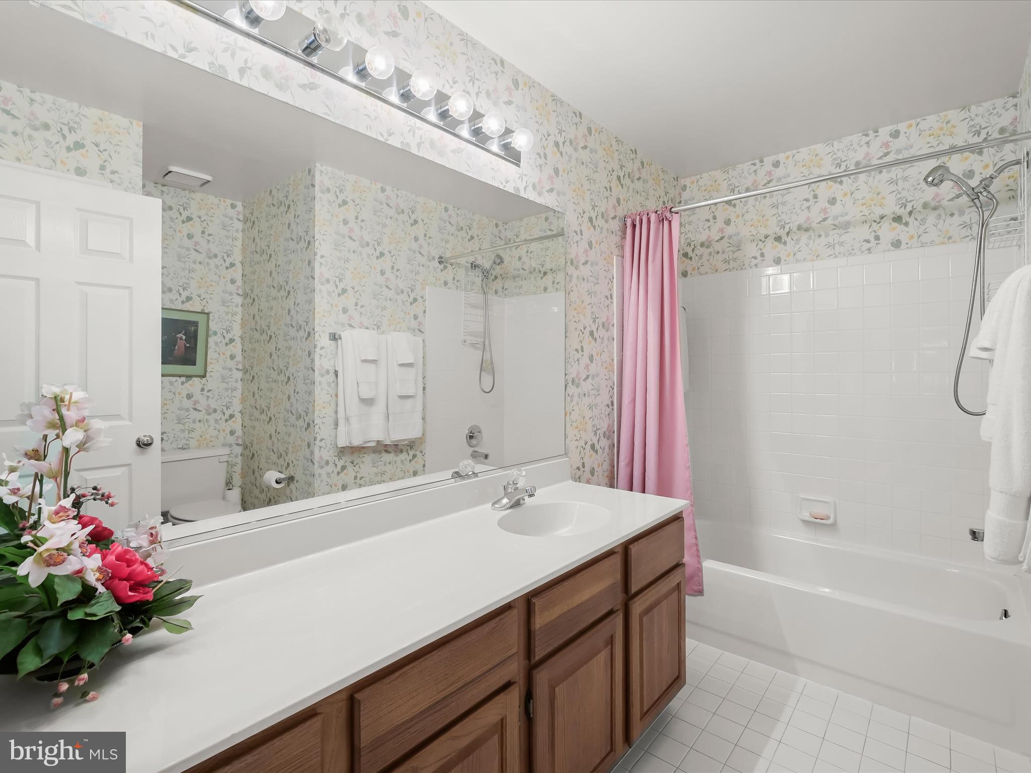 FOXHALL FARM - Residential