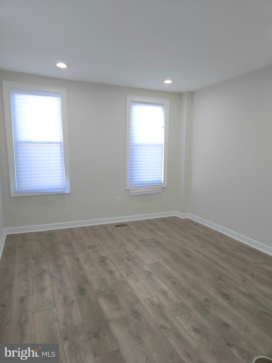 WAVERLY - Residential Lease