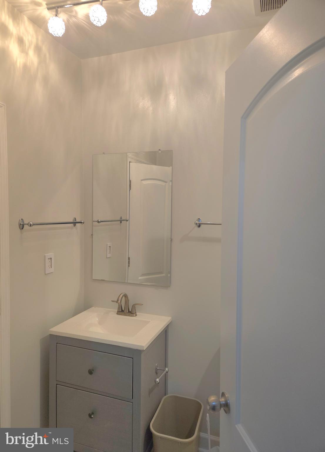 WAVERLY - Residential Lease