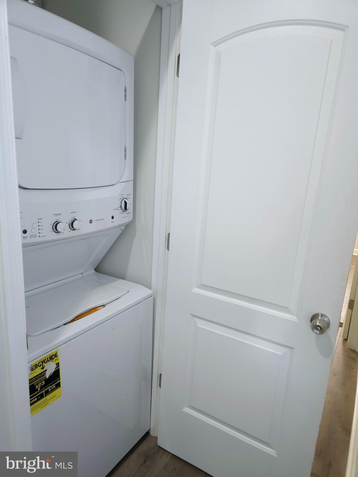 WAVERLY - Residential Lease