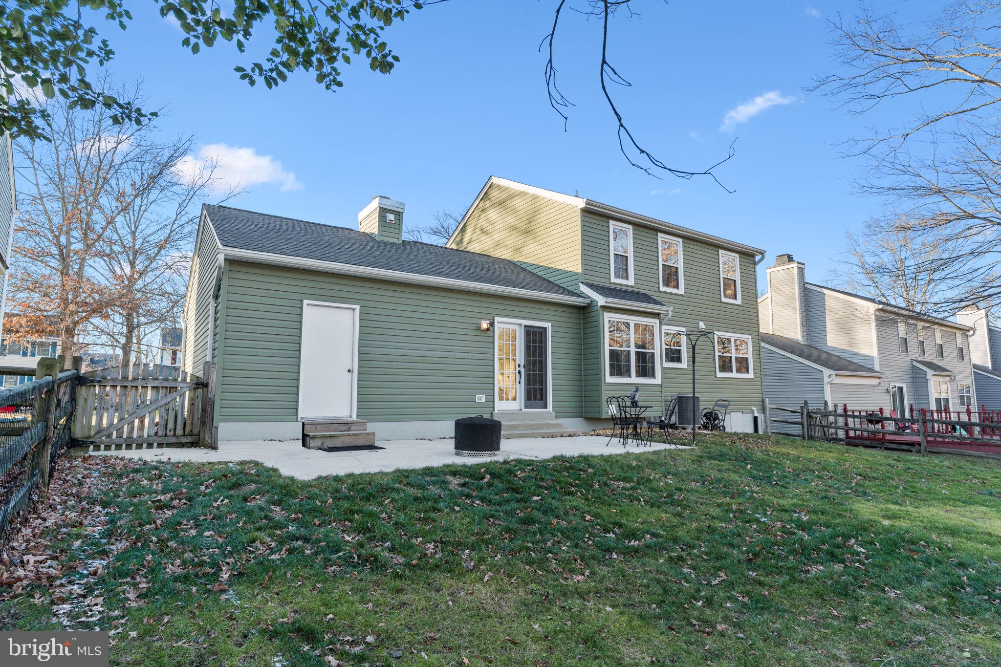 WESTLAKE VILLAGE - Residential