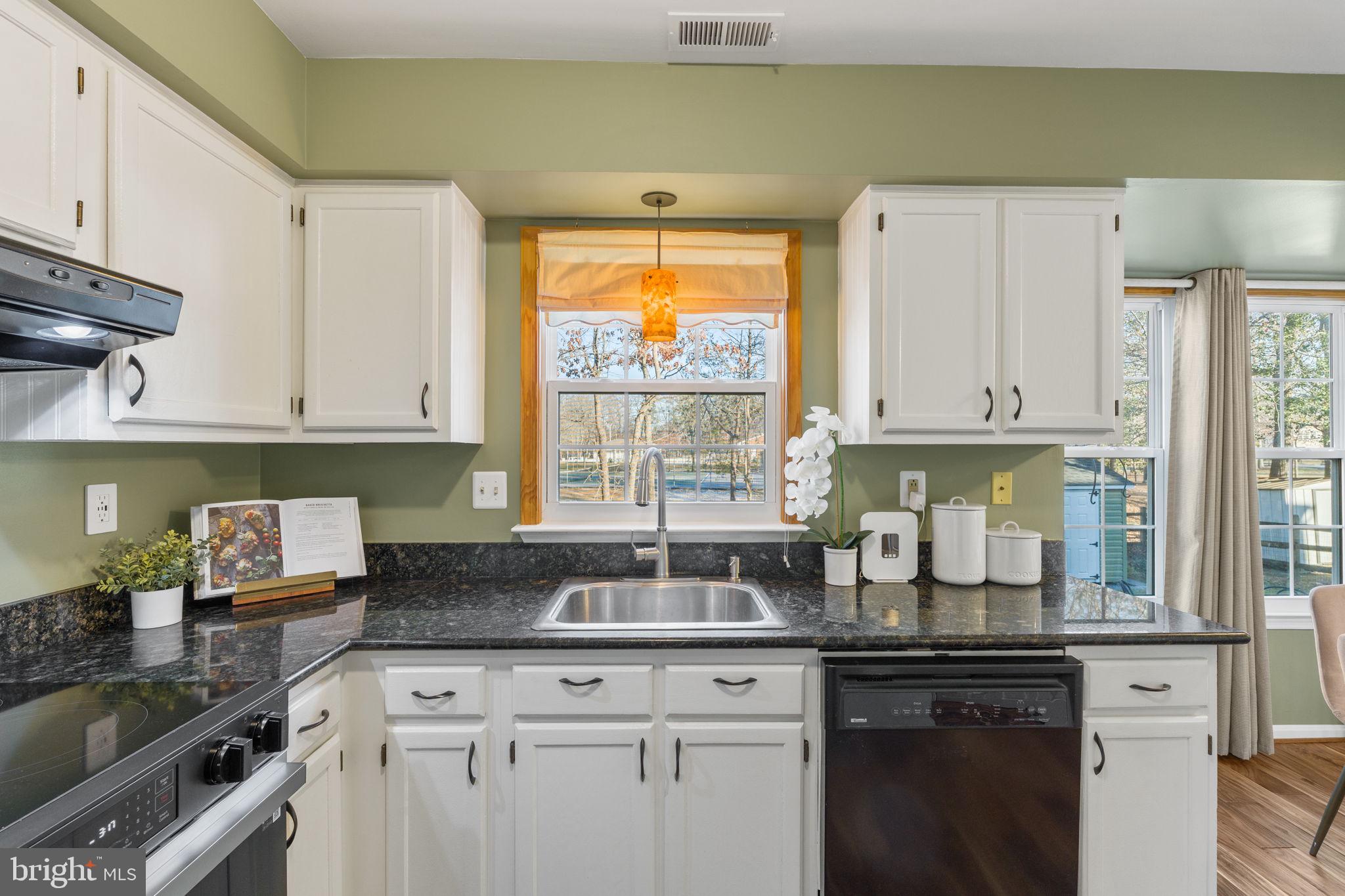 WESTLAKE VILLAGE - Residential