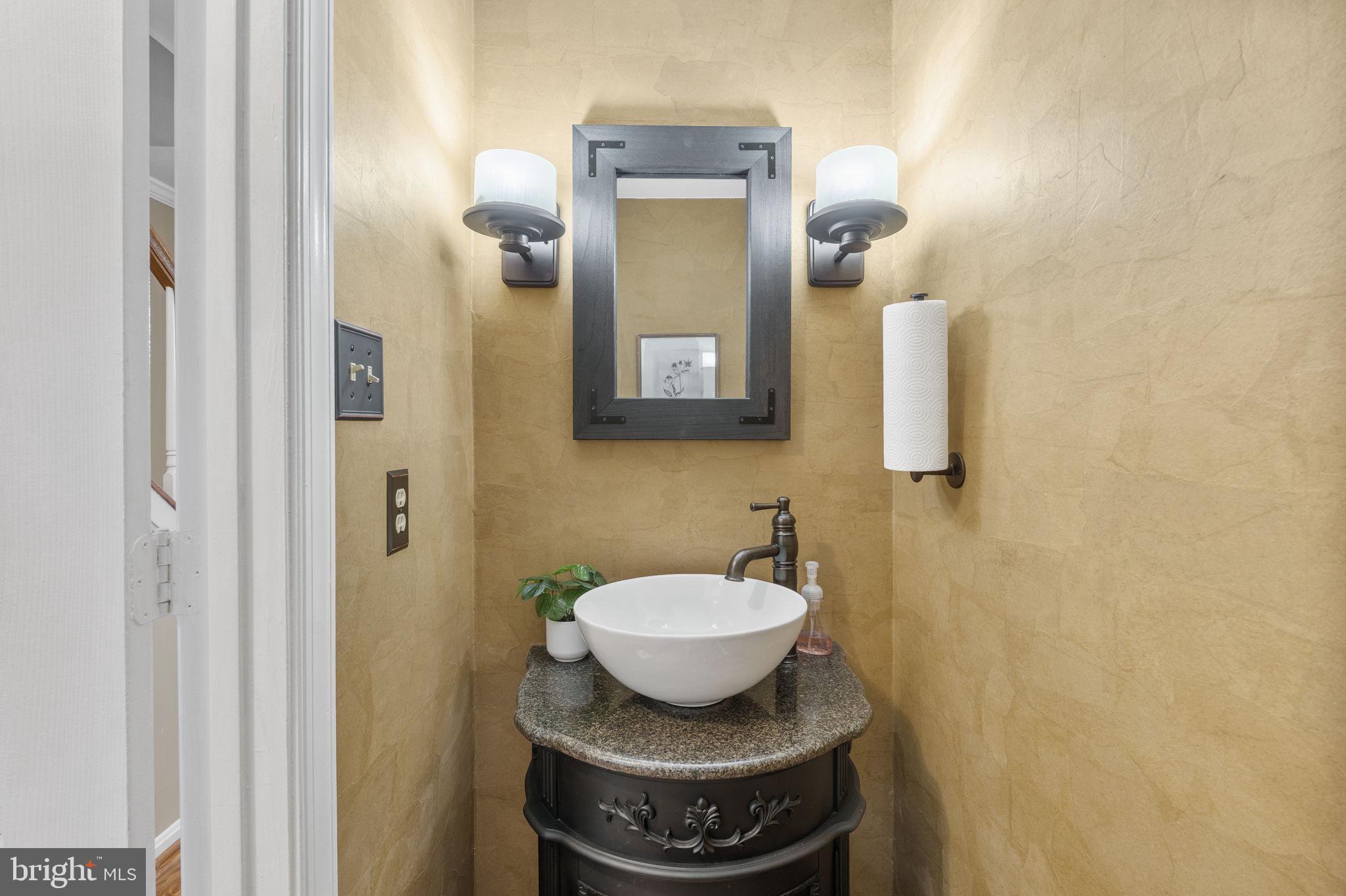 WESTLAKE VILLAGE - Residential