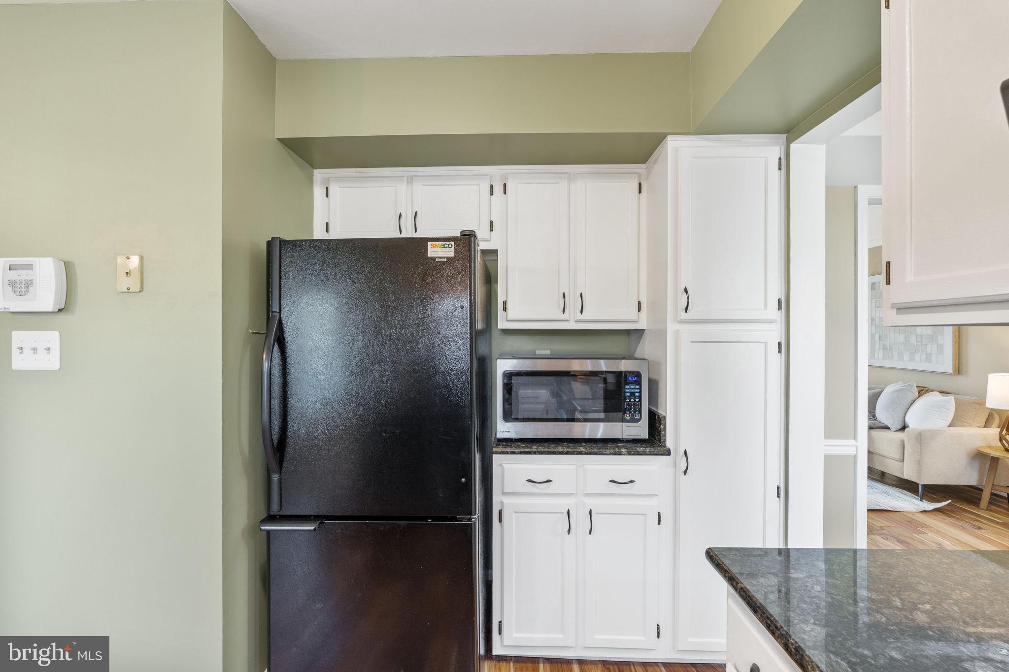 WESTLAKE VILLAGE - Residential