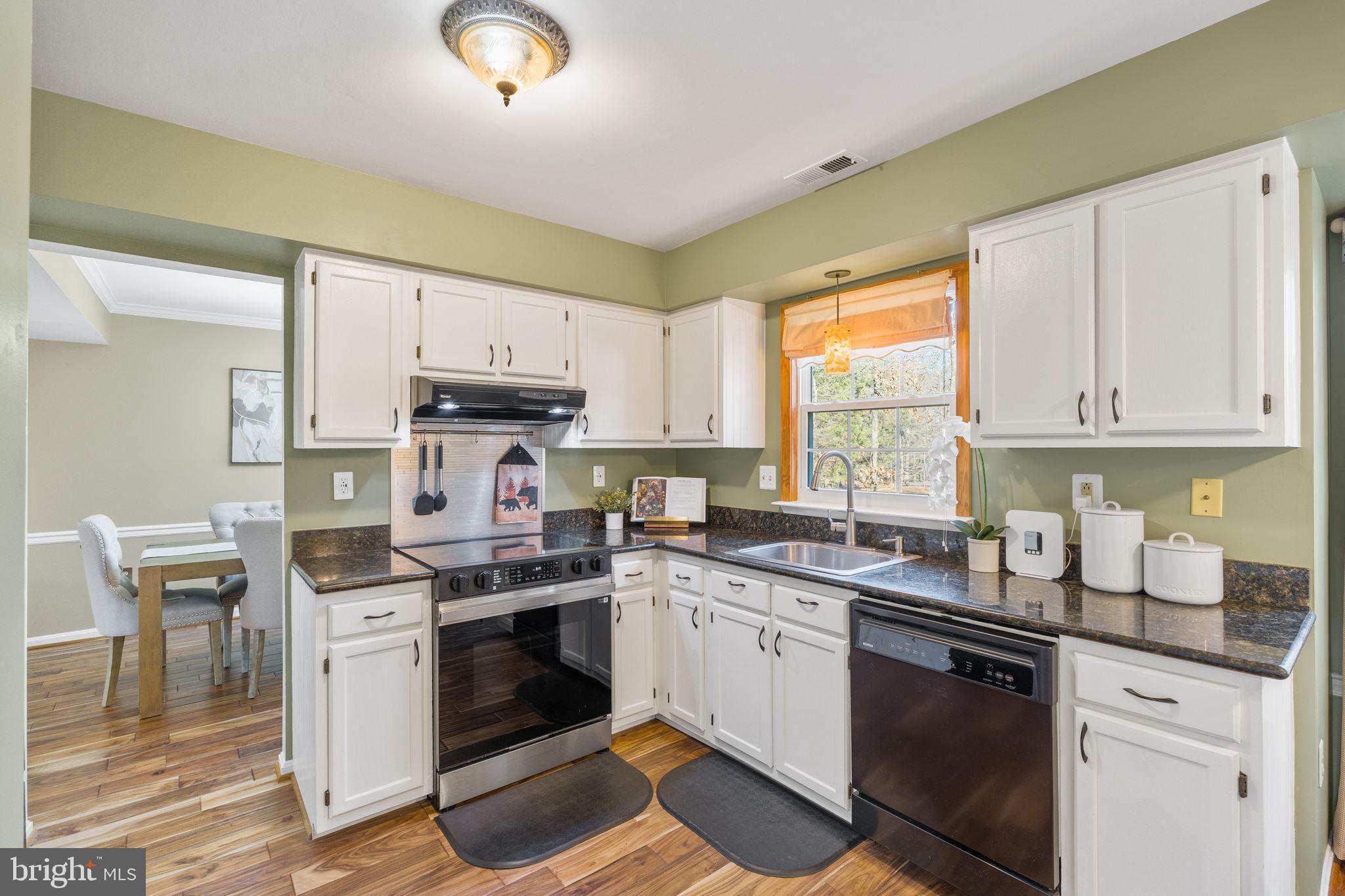 WESTLAKE VILLAGE - Residential