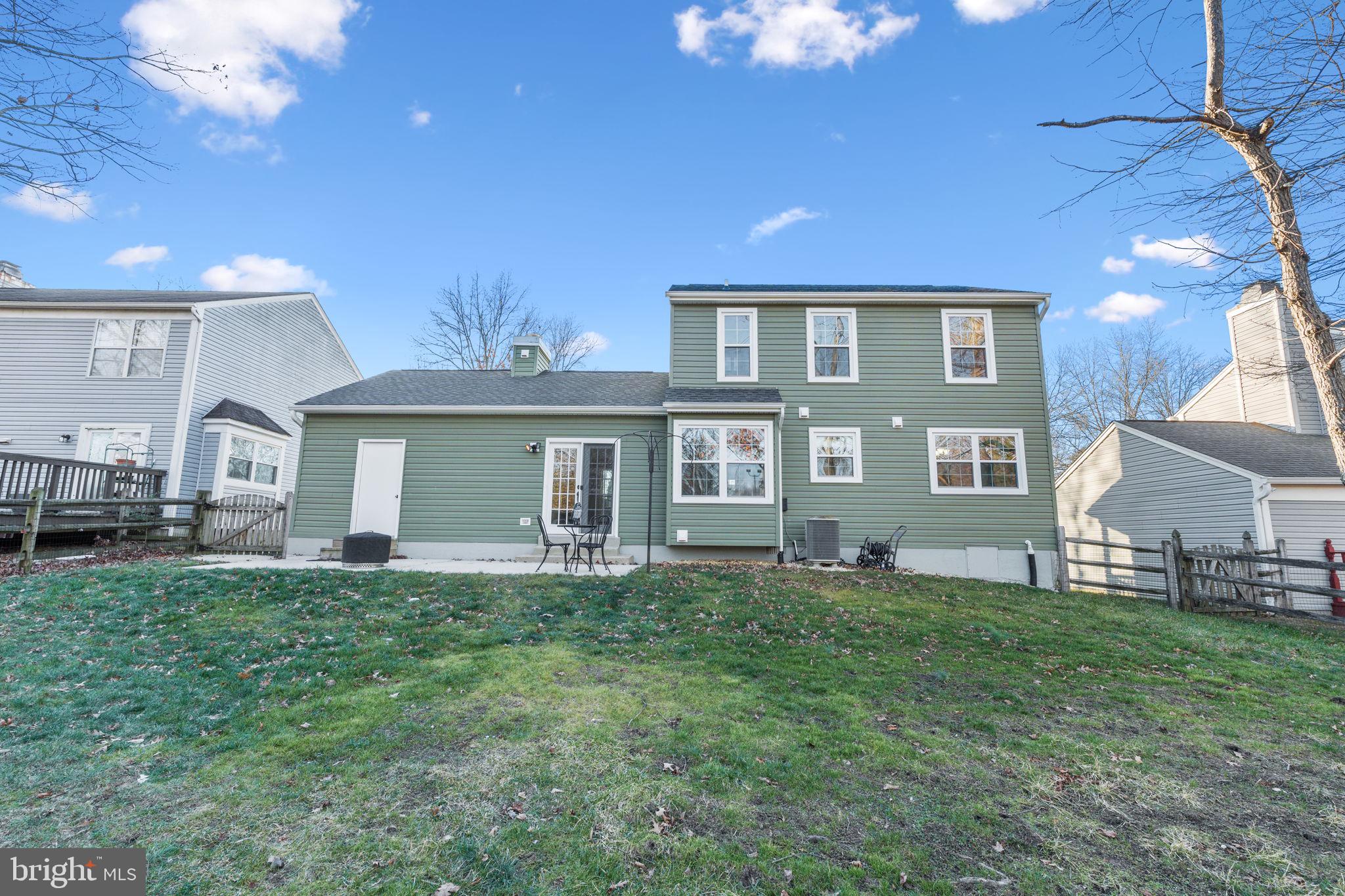 WESTLAKE VILLAGE - Residential