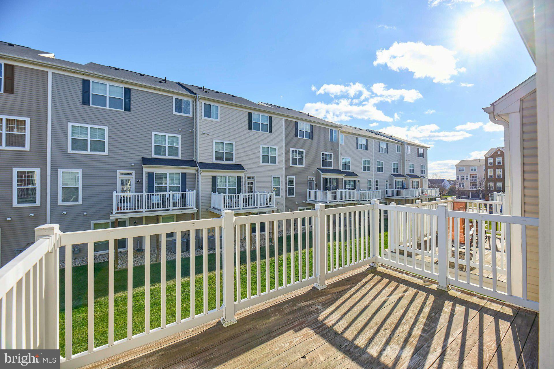 EAST GATE 3 CONDOMINIUM - Residential