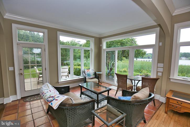 RIVERSIDE PINES - Residential