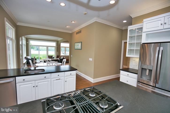 RIVERSIDE PINES - Residential