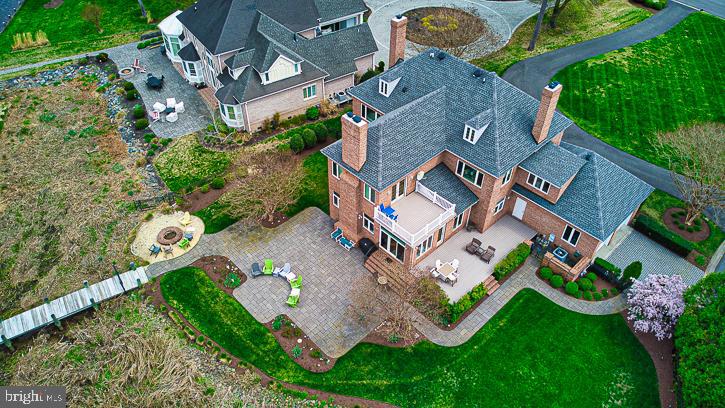 RIVERSIDE PINES - Residential