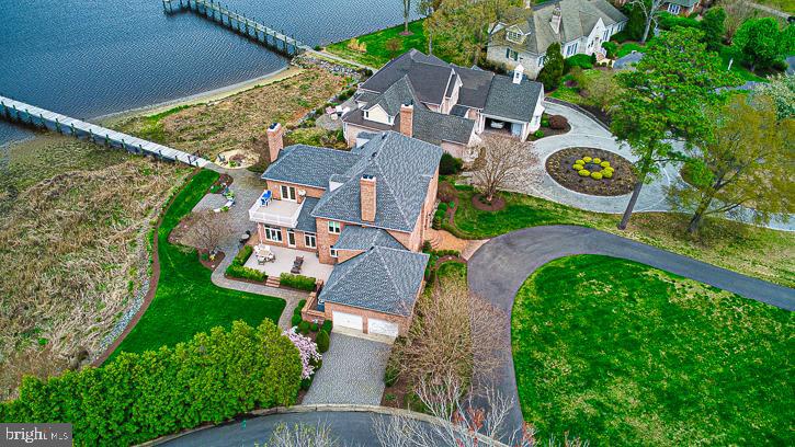 RIVERSIDE PINES - Residential