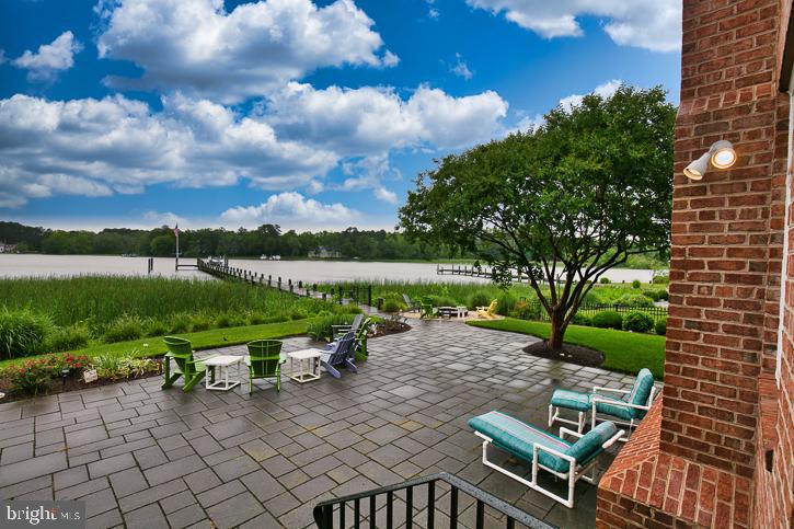 RIVERSIDE PINES - Residential