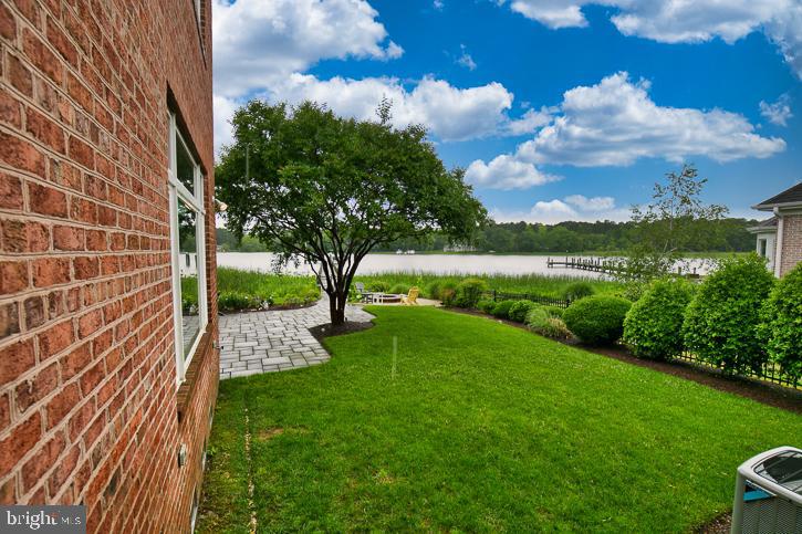 RIVERSIDE PINES - Residential