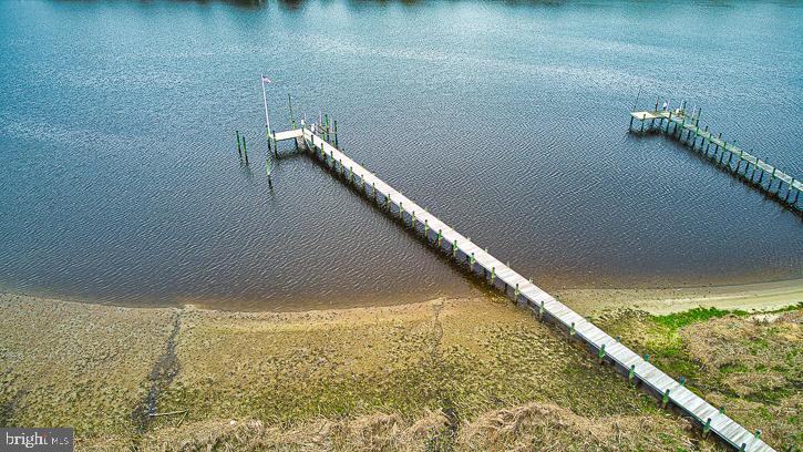 RIVERSIDE PINES - Residential