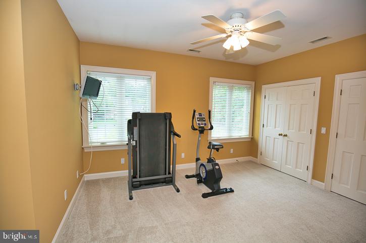 RIVERSIDE PINES - Residential