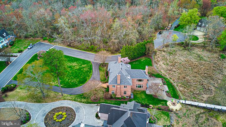 RIVERSIDE PINES - Residential