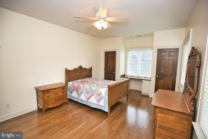 RIVERSIDE PINES - Residential