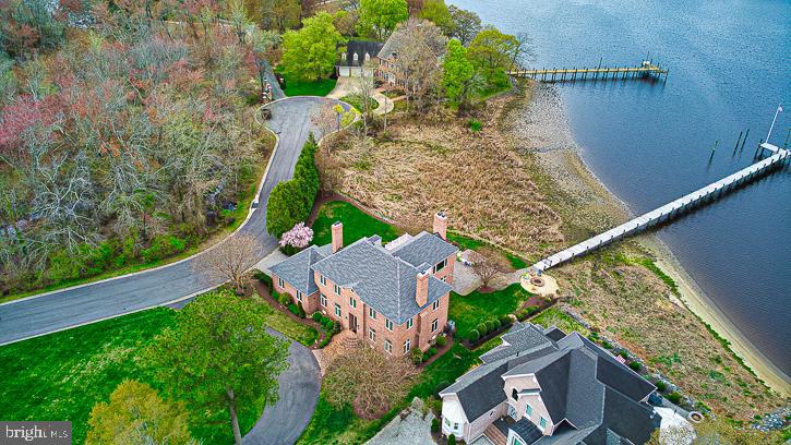 RIVERSIDE PINES - Residential