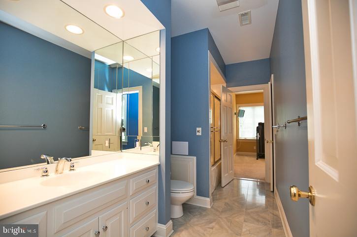 RIVERSIDE PINES - Residential