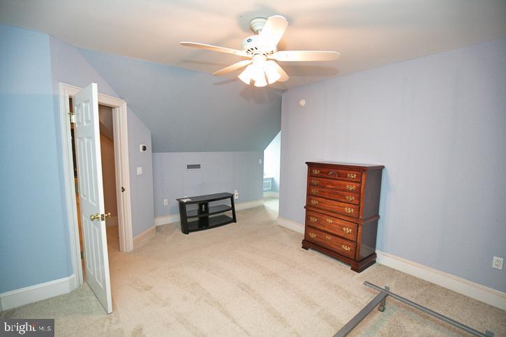 RIVERSIDE PINES - Residential