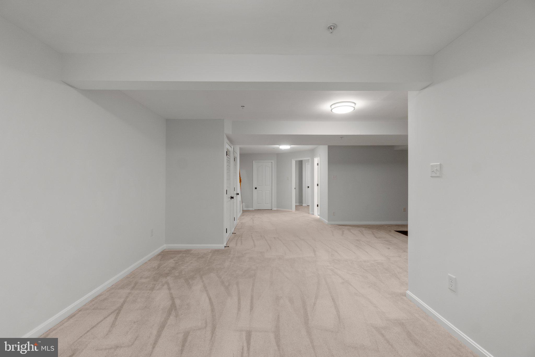 WILLOW BROOK - Residential