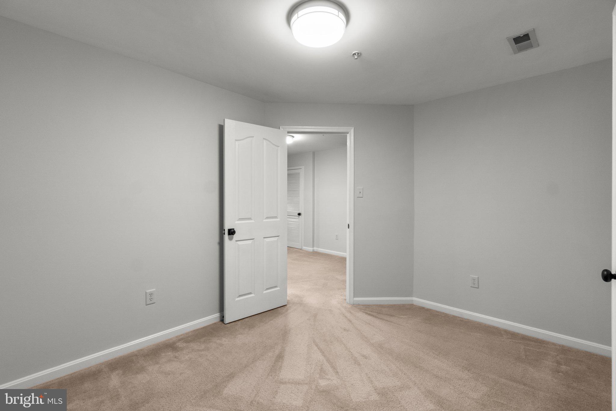 WILLOW BROOK - Residential