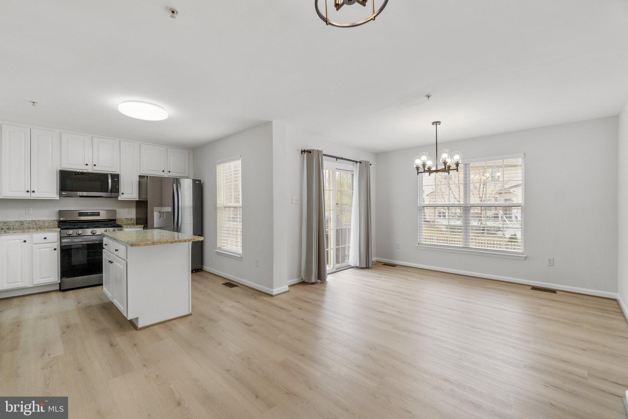 WILLOW BROOK - Residential