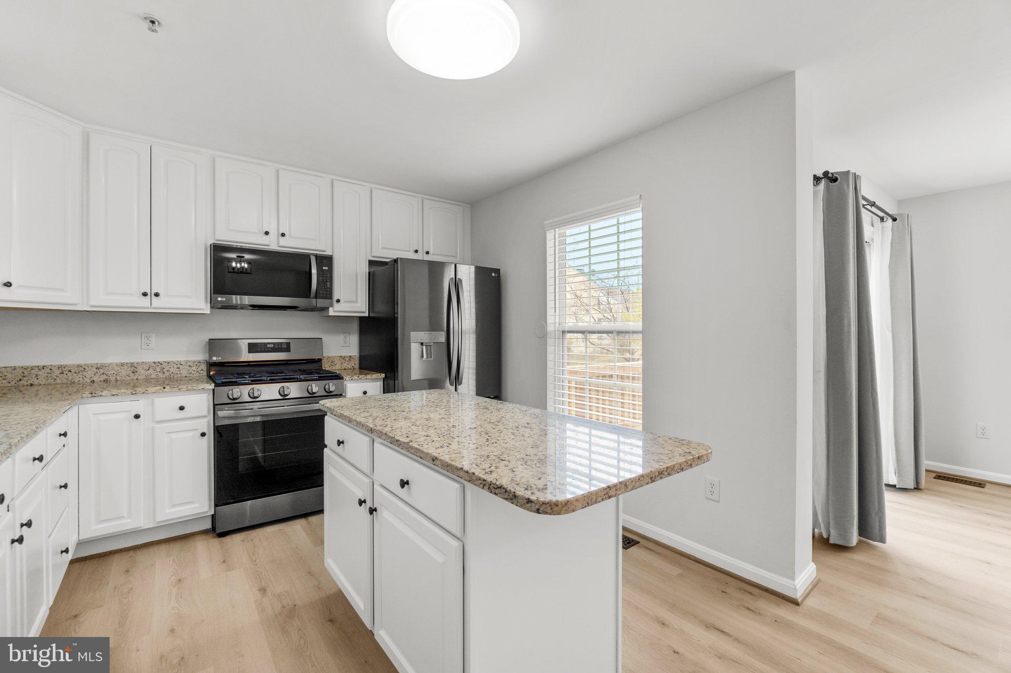 WILLOW BROOK - Residential