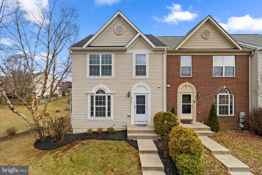 OFFER DEADLINE: Monday, March 3rd at 6pm!  

Tucked into the Willow Brook Neighborhood, you will fall in love with this 3 Bedroom 3.5 Bath stunning end-unit 3-level home, featuring a bump-out on all three levels.  As you enter, you are greeted into the sun-soaked living room with dual bay windows.  The spacious kitchen with island, breakfast area, and sunroom has been upgraded with all new stainless steel appliances and granite countertops.  Just off the sunroom, the slider leads to the perfectly sized deck for grilling and dining.  Upper level primary suite has vaulted ceilings, generously sized walk-in closet, and updated ensuite bathroom – oversized soaking tub, separate shower and double-sink vanity.  The fully finished basement offers a gas fireplace, full bathroom and a private, windowless den/office – egress window in the bumpout area offers the possibility of a true 4th bedroom!  

This home has been impeccably maintained, as reflected in the recent updates: ALL new stainless steel kitchen appliances (2024), Roof (2024), HVAC (2024) Water Heater (2022), Washer & Dryer (2024), Primary bedroom carpet (2024) and Primary bathroom tile (all - 2024). With easy access to Route 15, the location is commuter-friendly and convenient to shopping, dining and more!!