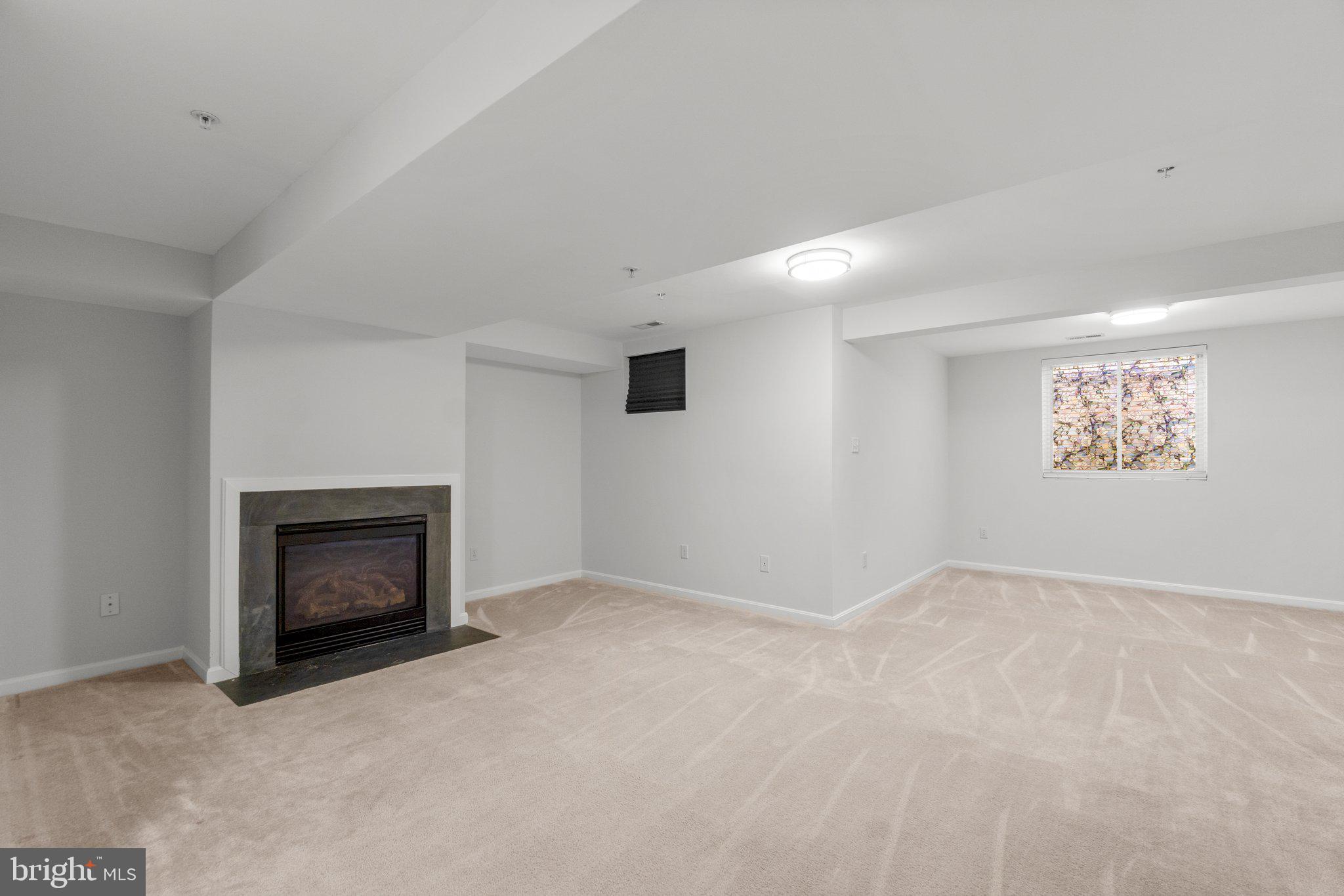 WILLOW BROOK - Residential