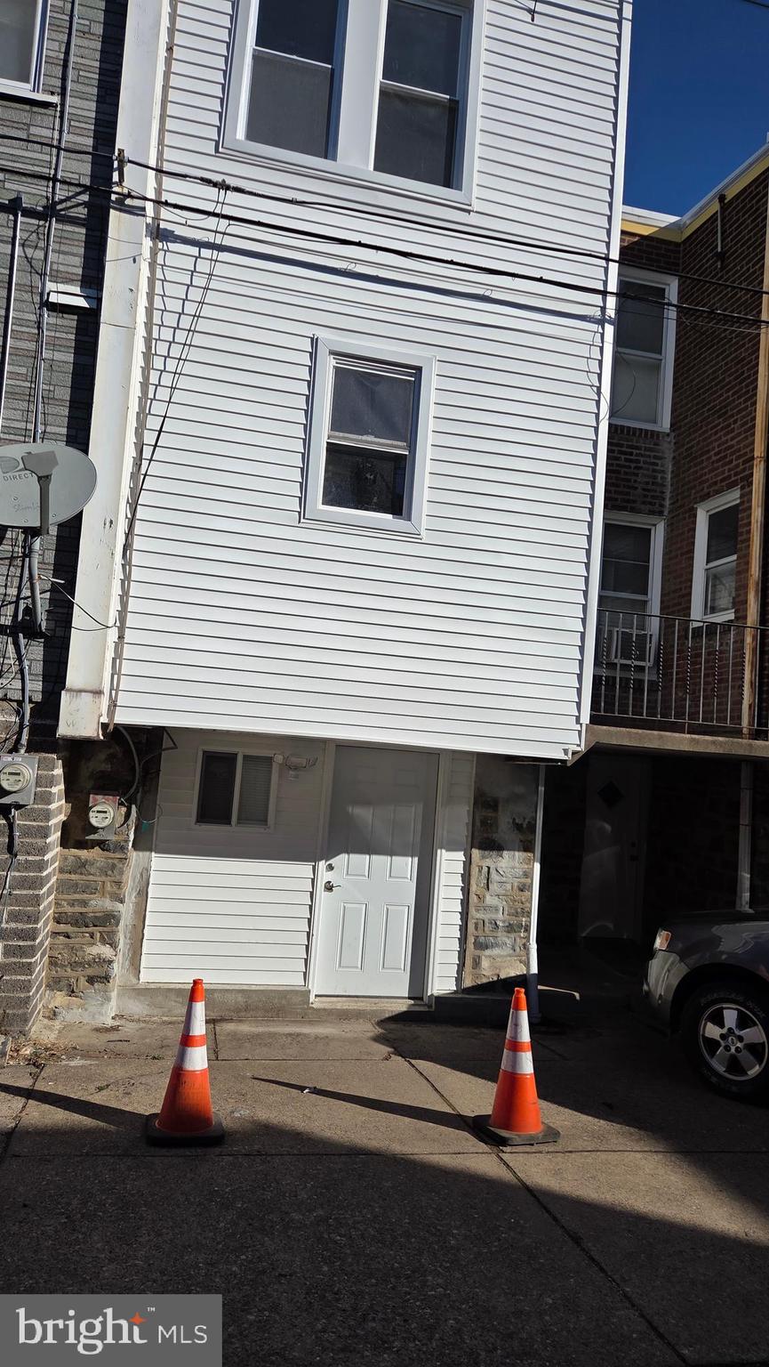 LAWNCREST - Residential