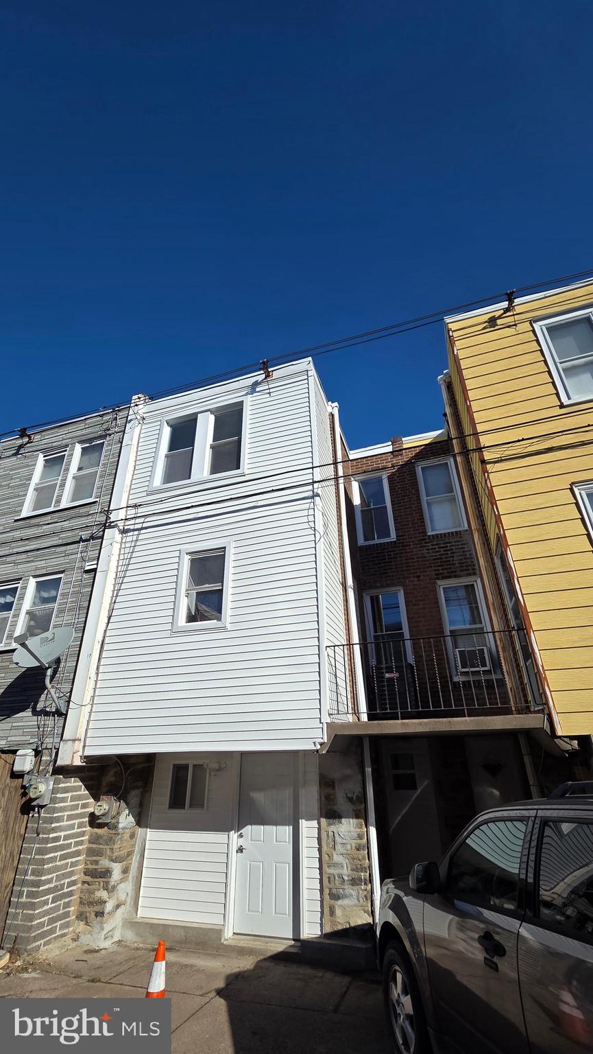 LAWNCREST - Residential