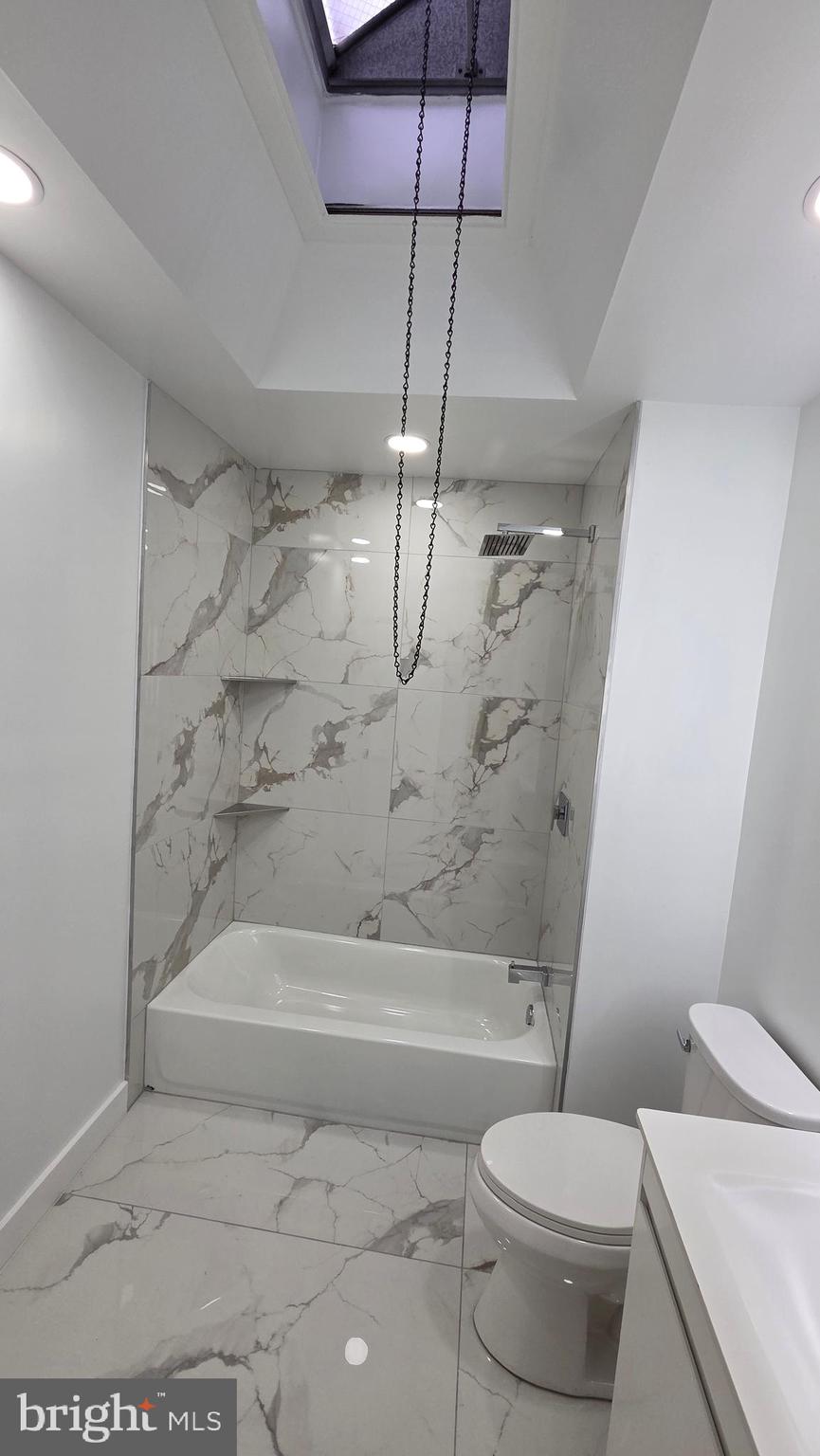 LAWNCREST - Residential